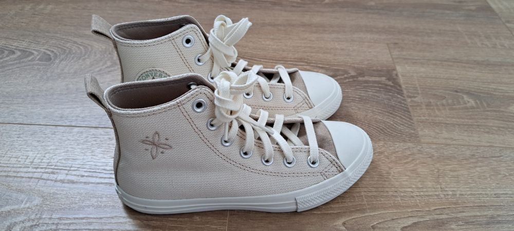 Нови детски кецове Конвърс Чък Тейлър р-р 35