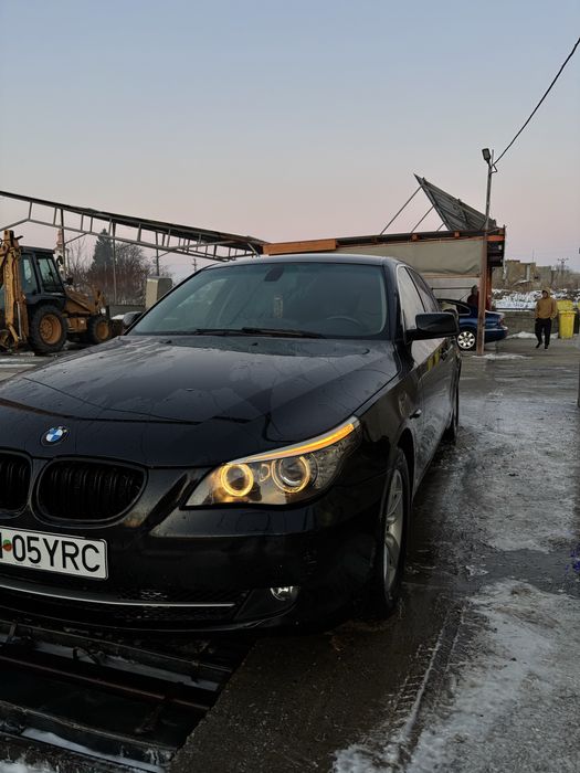 Vând BMW e60 520d