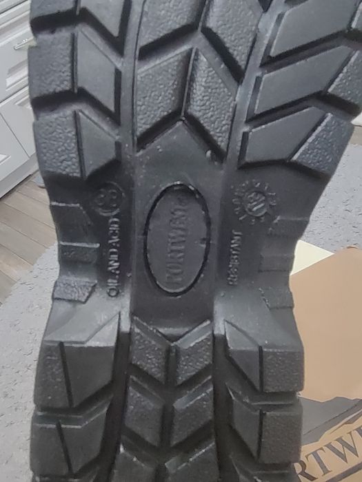 Обувь защитная женская