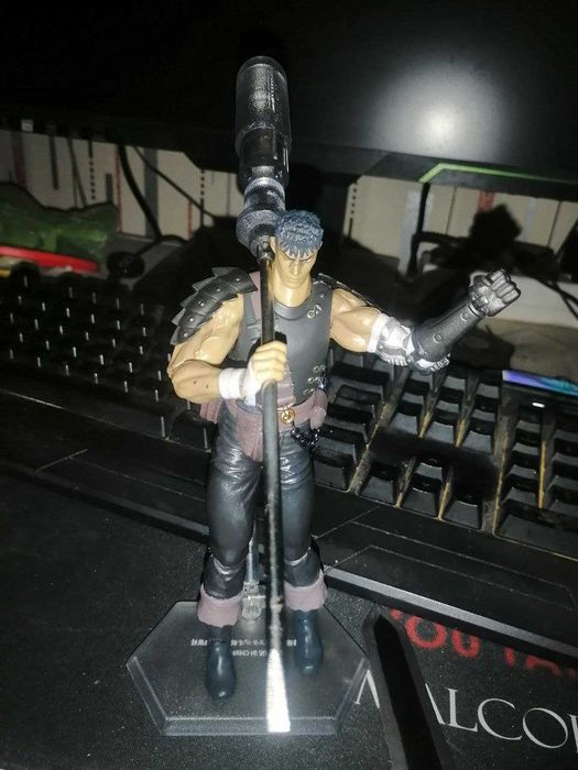 Продам Action Фигурку Guts-Berzerk
