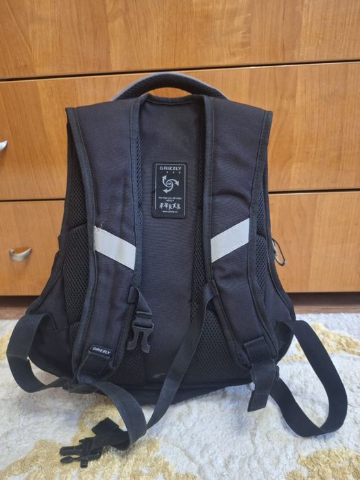 Продам школьный  рюкзак