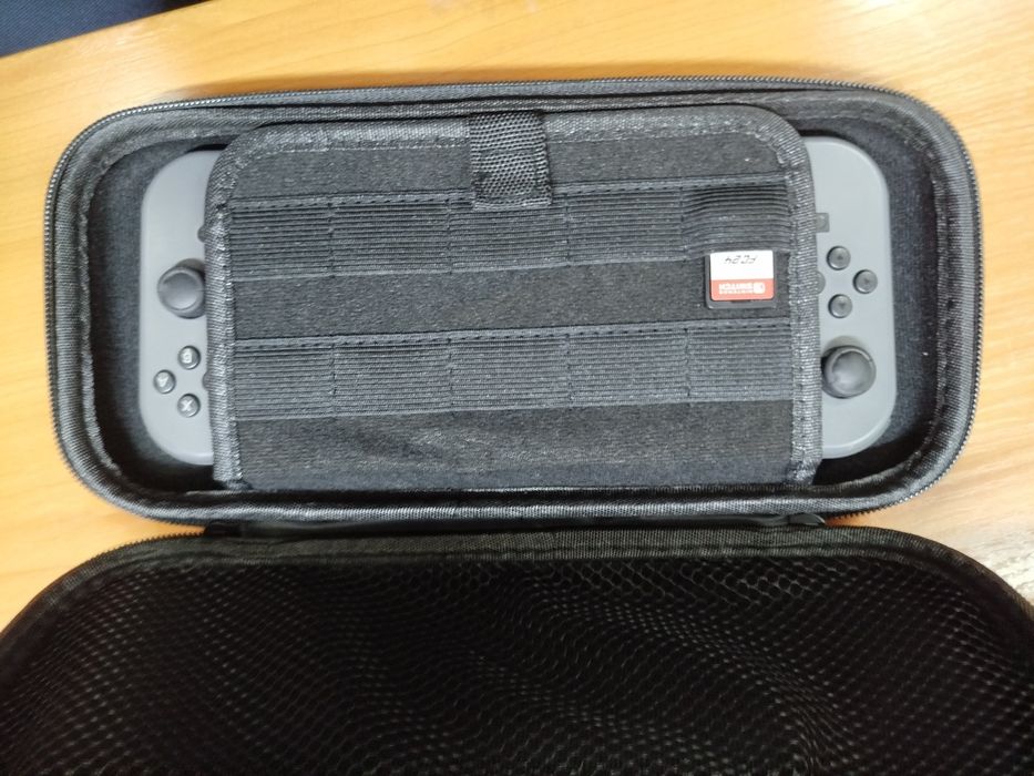 nintendo switch 2rev 32gb + пару игр