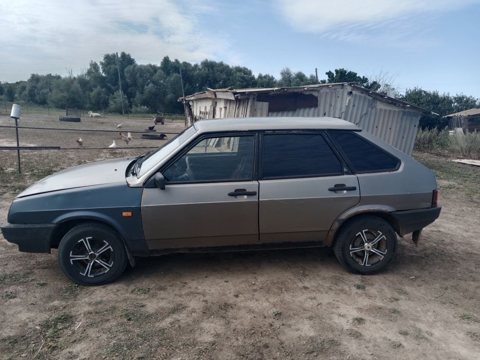 Продам ВАЗ 2109.