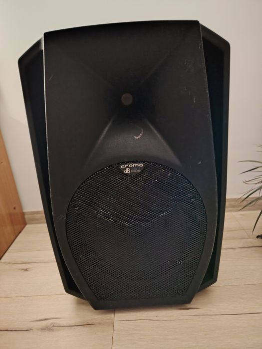 Boxa activa dB Technologies Cromo 12 Club..Defecta