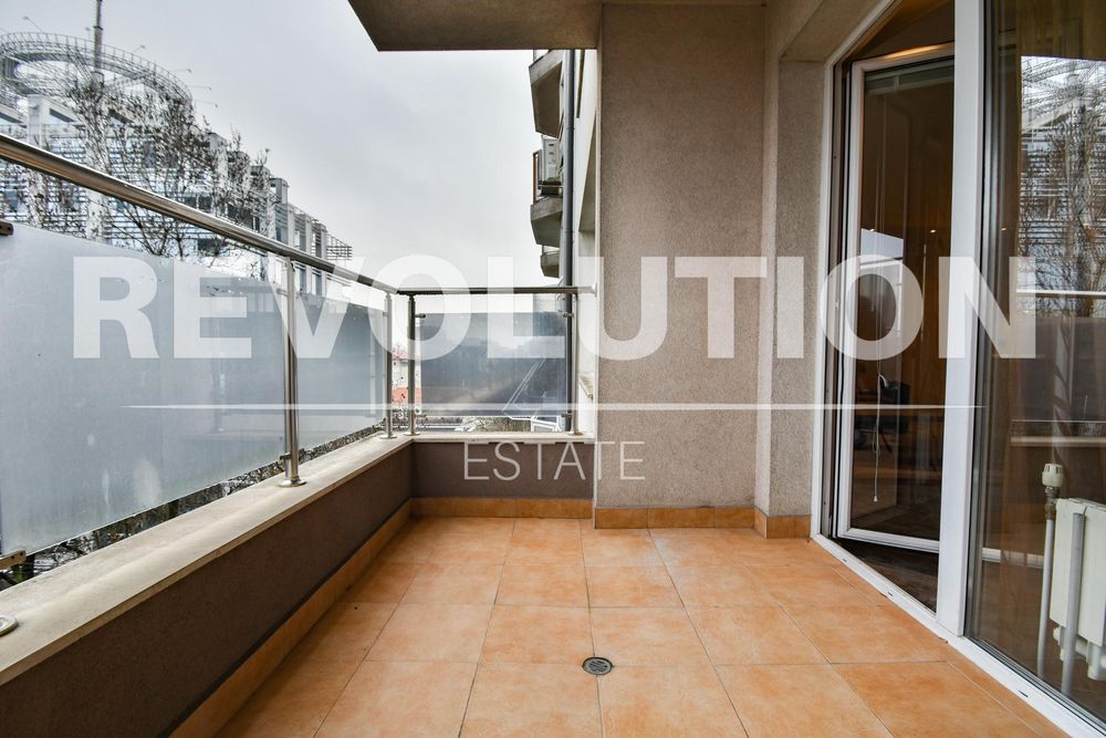 Дава се под наем Тристаен апартамент в София, Стрелбище - 135 кв.м за 950 € - Снимка #13