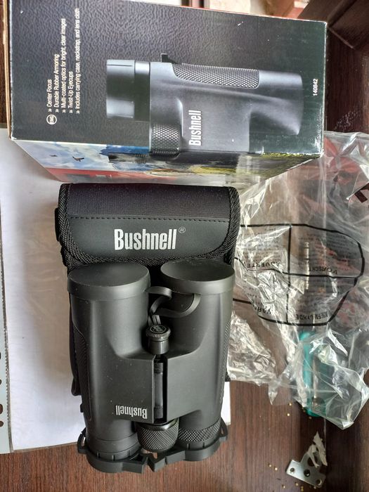 Продам Бинокль Bushnell