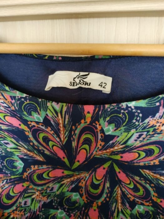 Продам женское платье