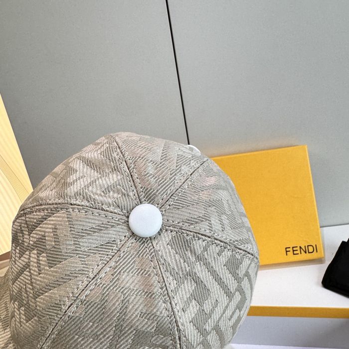 Sapca Fendi , calitate premium , pe comanda , noua