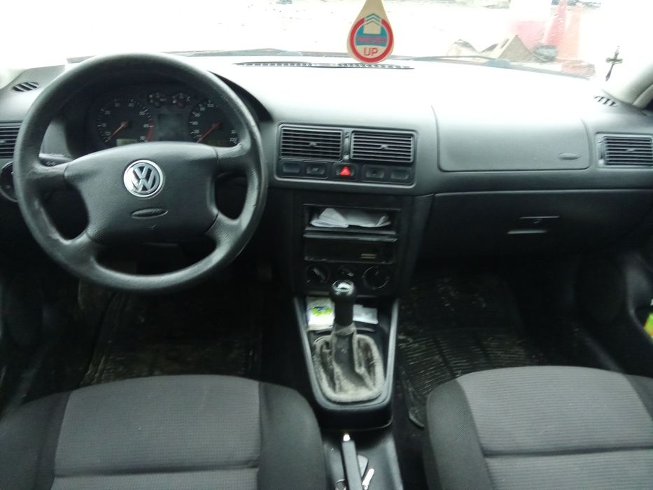 Vind golf 4 din 2003 1.4  benzina