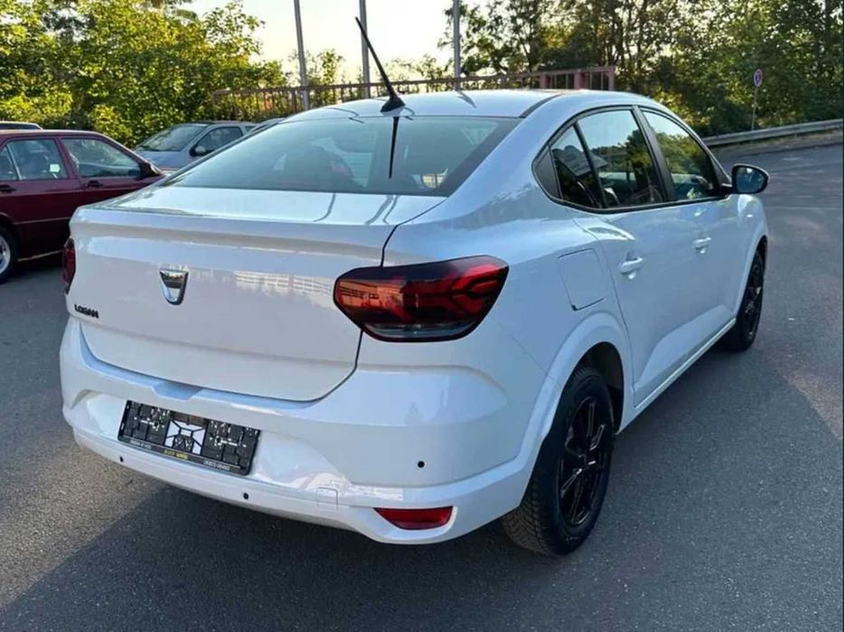 PIESE Logan | Bară | Capotă | Far | Aripă | Grilă | Ușă | Oglindă...