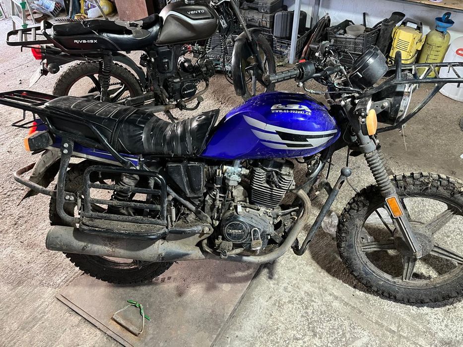 Продам мотоцикл Suzuki GSX 200