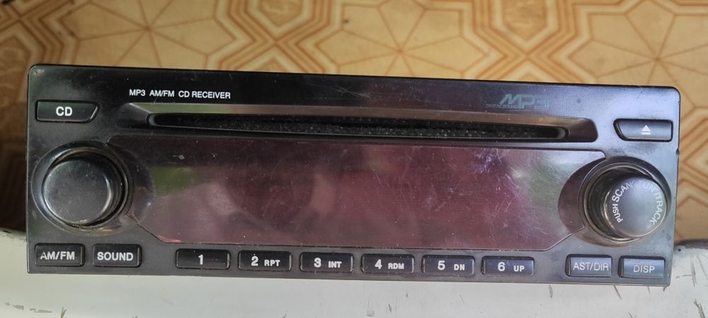 Matiz radiosi yaxshi holatda,narhi kelishiladi