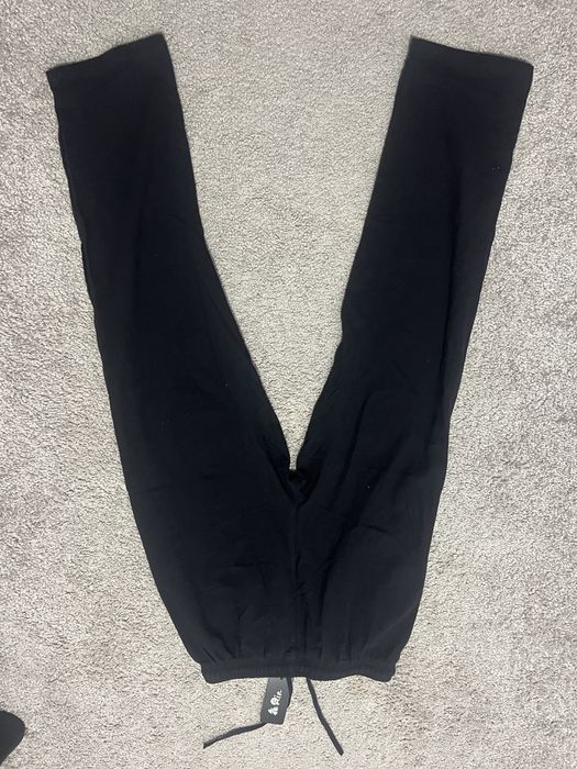 Продам черные pants