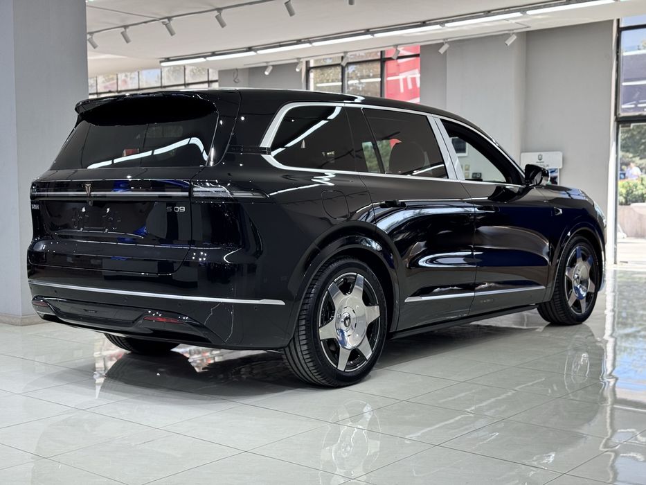 Deepal S09 Ultra+ AWD 2025 Nalichi