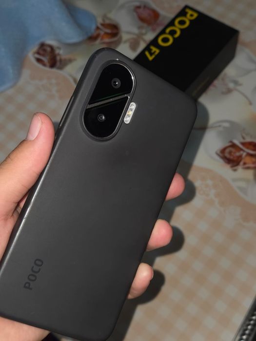Xiaomi Poco f7 12/512