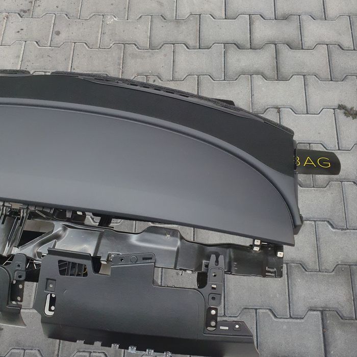 Plansa Bord Tesla 3 Airbaguri