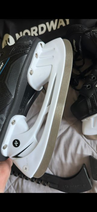 Коньки детские 34 размер