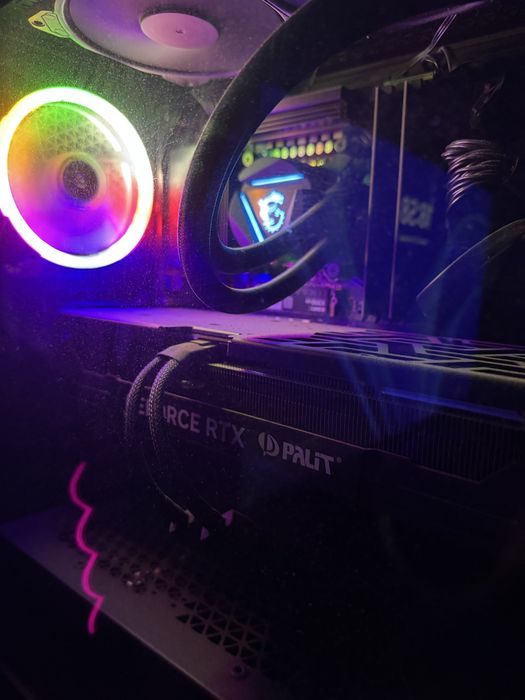 Мощен Gaming Setup