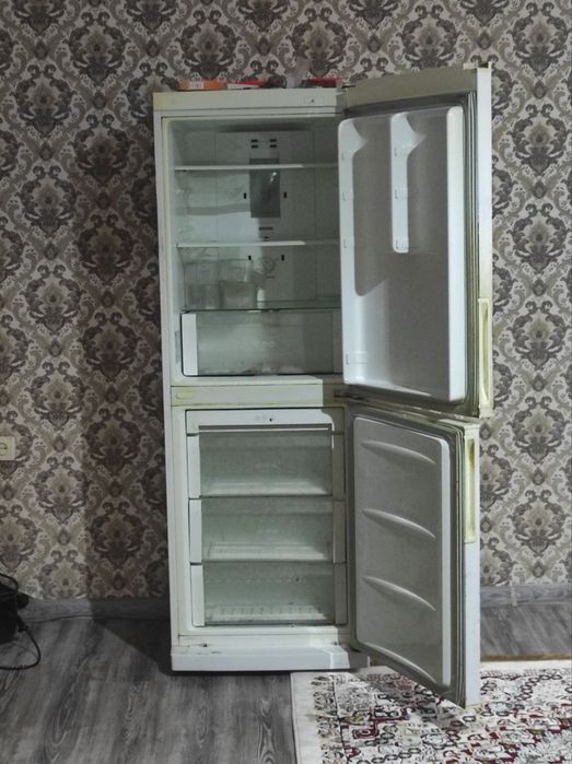 Холодильник   LG