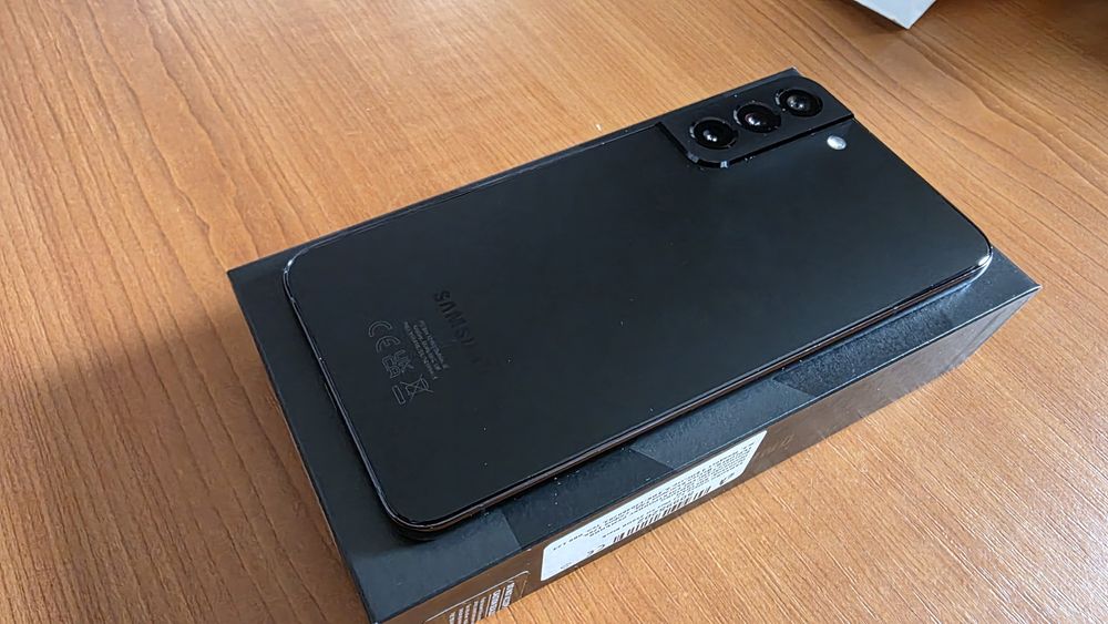 Samsung Galaxy S22+ plus 256 GB черен Dual Sim