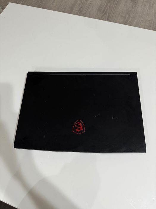 Ноутбук MSI с RTX 20 серия / Intel Core i5 / 8GB / 256GB SSD