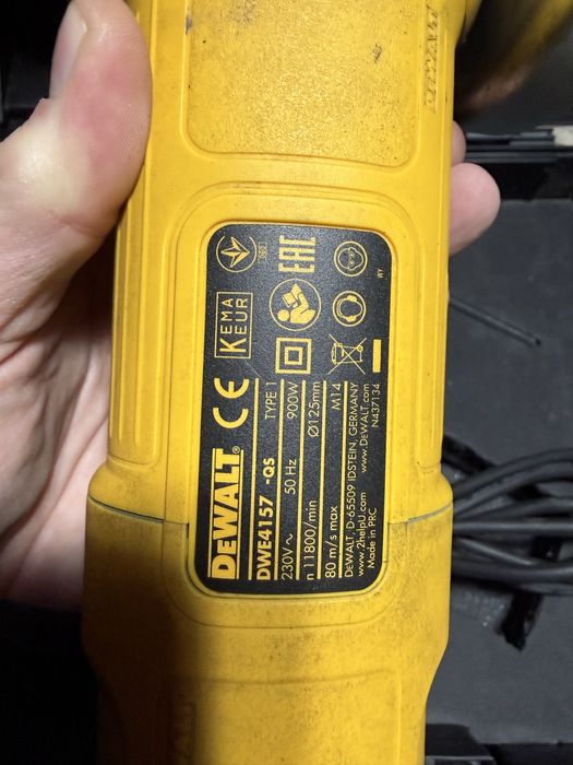 Polizor unghiular dewalt cu cutie stak