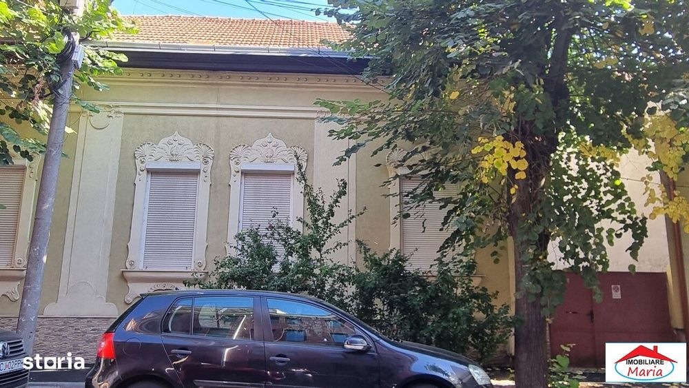 Casa zona centrala curte comuna 55000 Euro