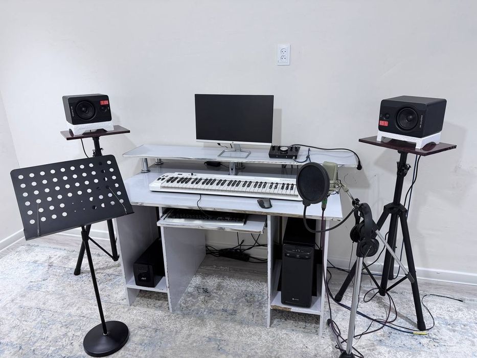 Komplekt Studio tayyor ovoz studiya