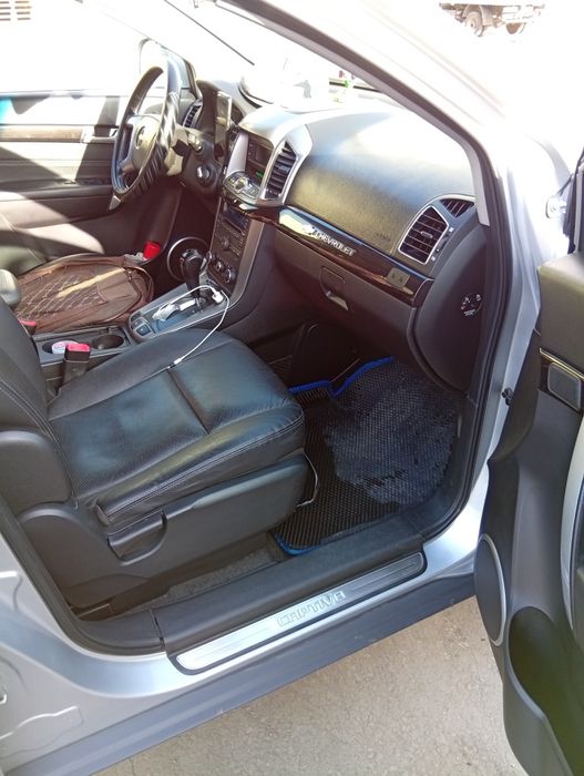 Продам автомобиль Шевроле Каптива