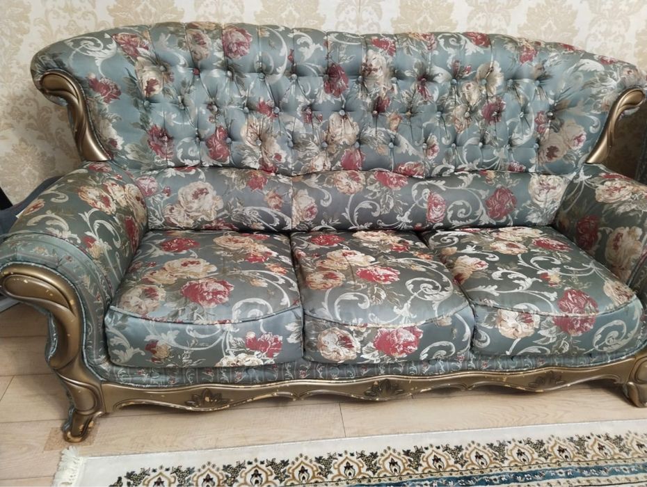 Продам диван потютьков