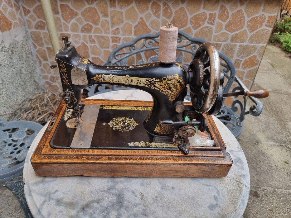 Шевна машина Singer