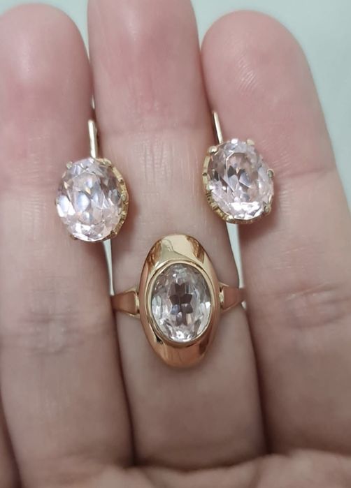 Золотой набор 583 пробы с гранатитом