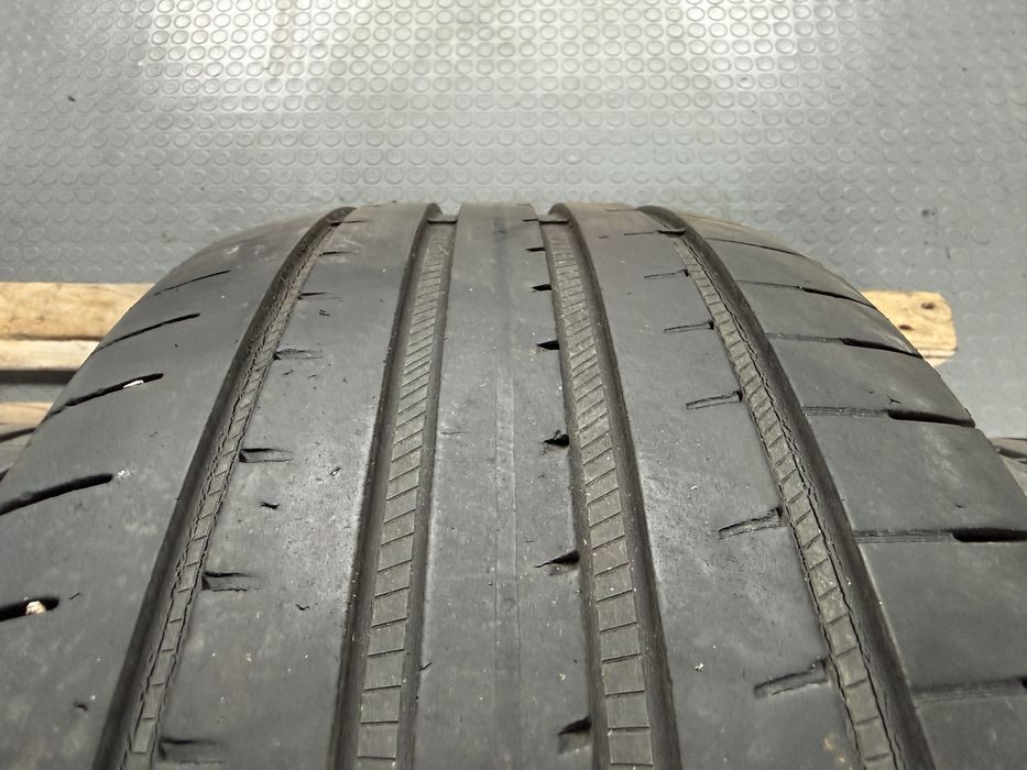 4бр. Летни Рън-Флат Гуми С Борд 225/45R/18 -GOODYEAR- DOT:3419- 4.5мм+4.0мм *100€ за 4бр.*
