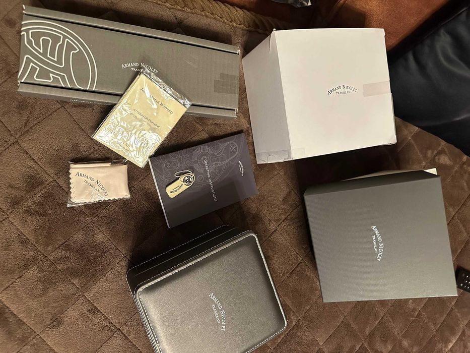 Armand Nikolet, 44mm, S05, AN 2846-10 automatic