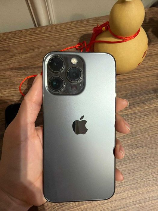 Iphone 14  pro целый не открытый