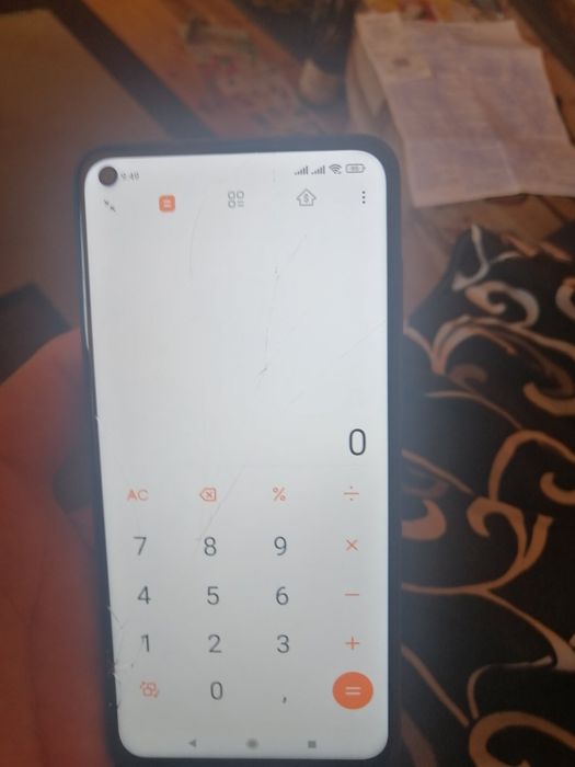Продавам Телефон Xiaomi редми НОТ 9 128 гб нов с гаранция леко наранен