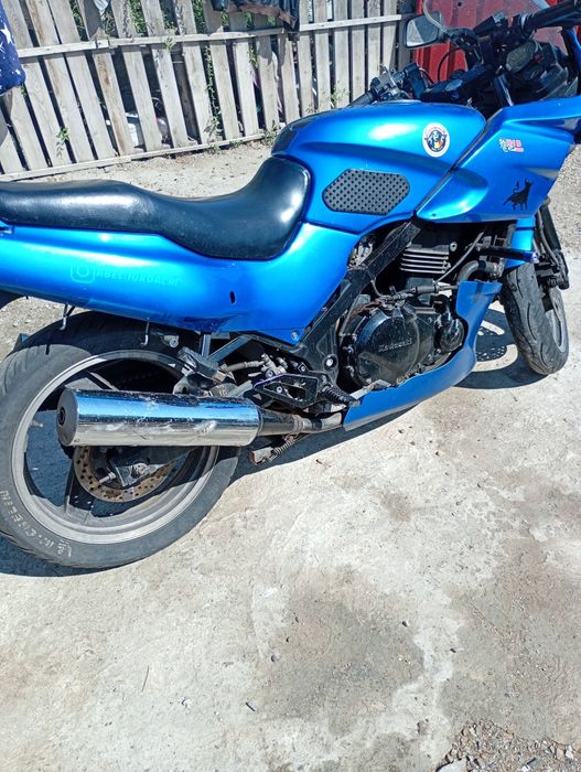 Se vinde amândouă la schimb cu E46 sau E39
