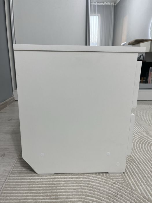 Тумбы прикроватные