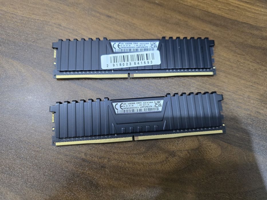 ОЗУ Corsair Vengeance 8x2 3200 ddr4
