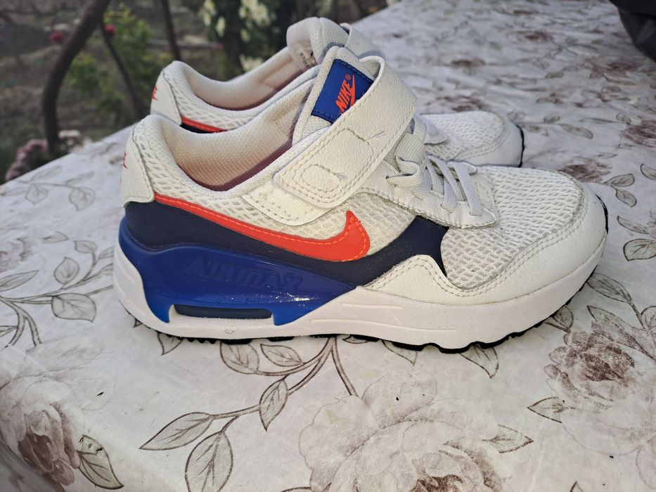 Маратонки  Nike air max