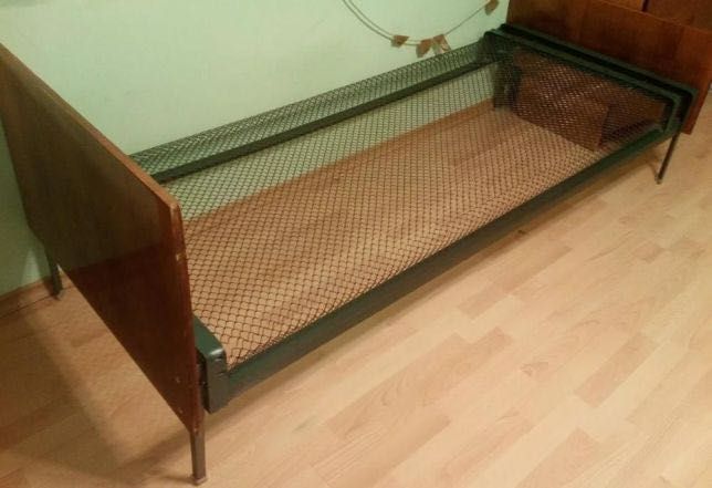 Продам спальную кровать