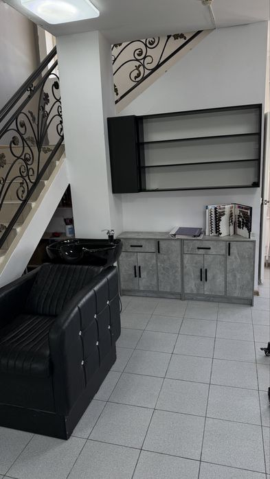 Продам комод и навесную полку