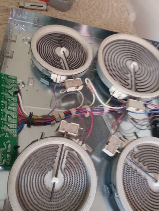 Продам конфорки на стелокерамической плиту