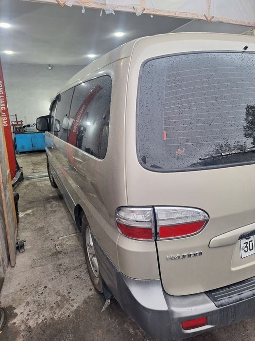 Продаётся Hyundai Starex H1 бензин