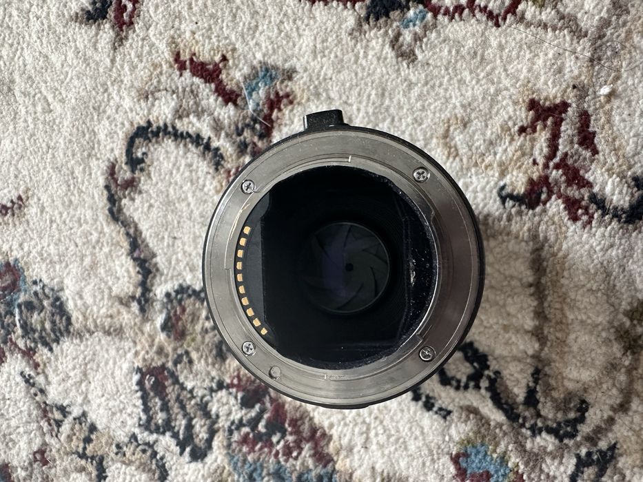 Canon 50 mm  0.35/ 1.1 ft