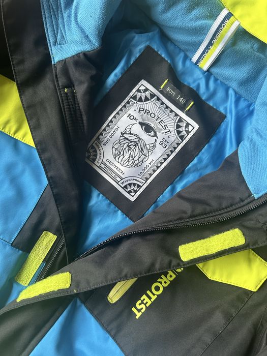 Горнолыжный костюм