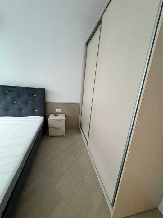 Apartament 2 camere Cortina North - Persoana fizica