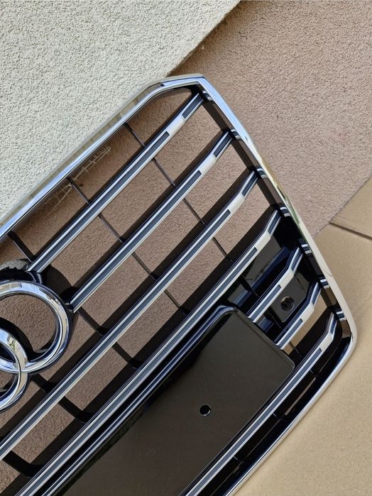 Grila centrala Audi A8 D4 facelift 2014-2017