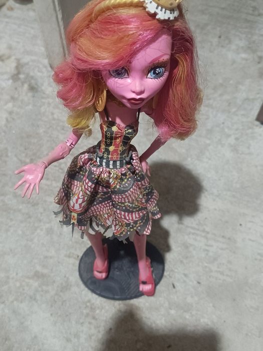 Продам куклу Гулиоппу Монстер Хай (Gooliope Jellington)