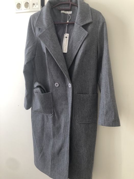 Продам новое пальто